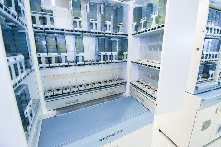 Image for MJK2033 Automatic Tablet Dispensing & Packaging System MDL: JV- 208DO