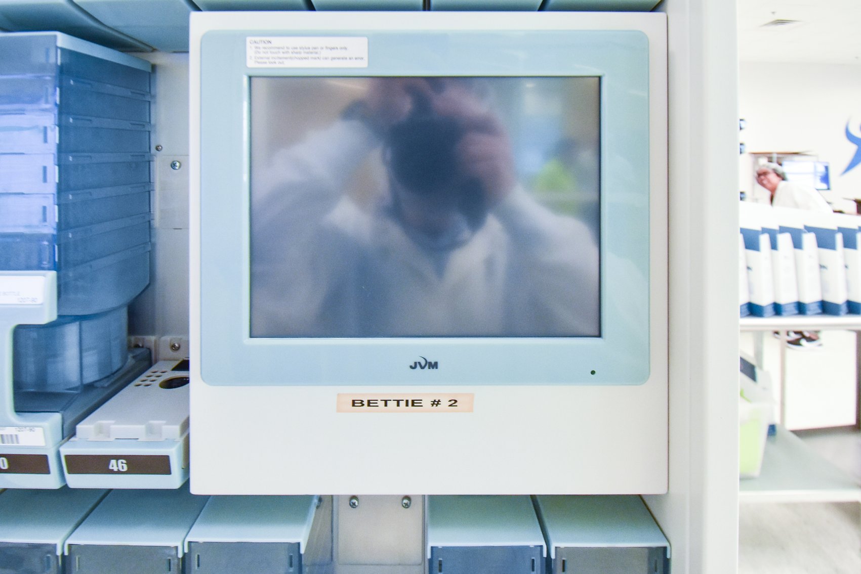 Image for MJK2035 Automatic Tablet Dispensing & Packaging System MDL: JV- 208DO