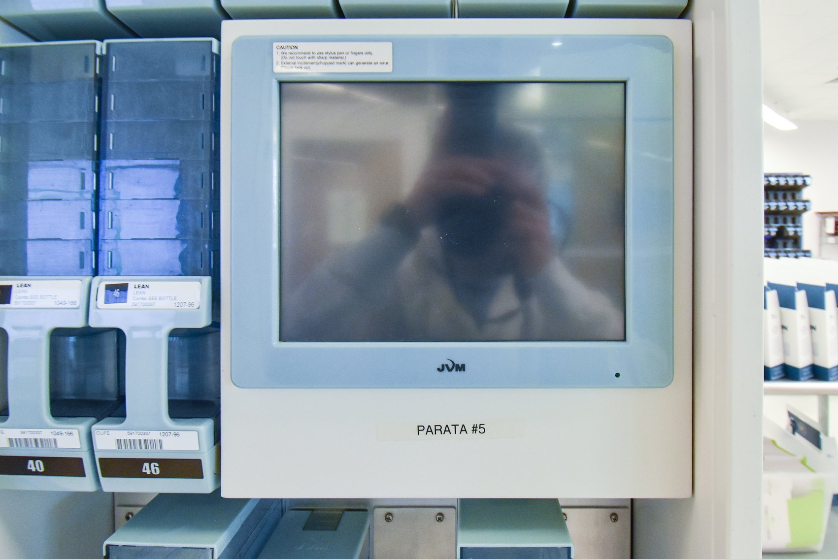 Image for MJK2034 Automatic Tablet Dispensing & Packaging System MDL: JV- 208DO