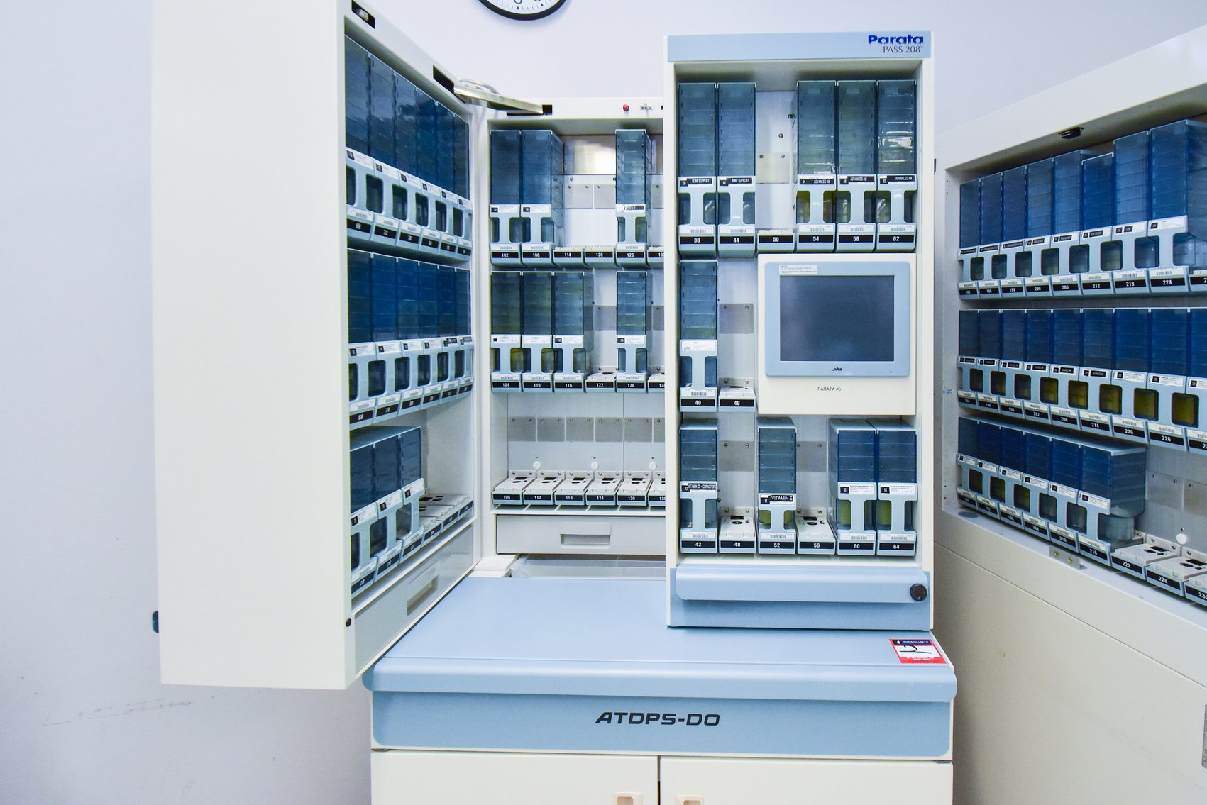 Image for MJK2031 Automatic Tablet Dispensing & Packaging System MDL: JV- 208DO