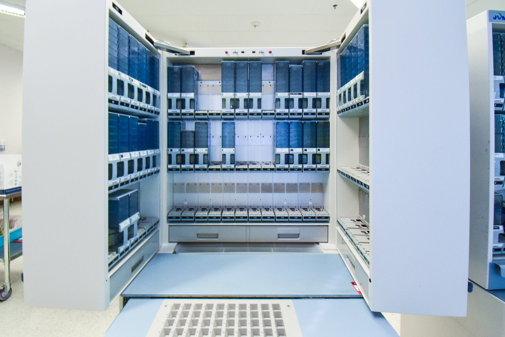 Image for MJK2032 Automatic Tablet Dispensing & Packaging System MDL: JV- 240BX6