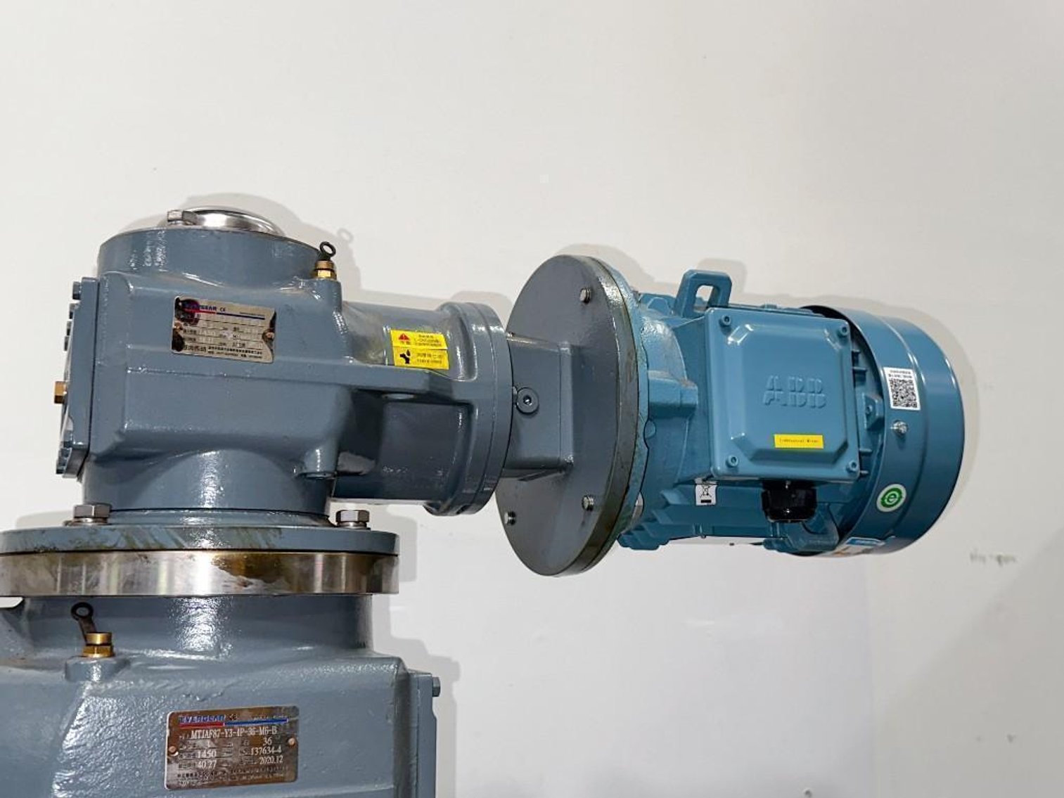 Image for MJK1917 NEW - 500 Liter, SS, Fully Jacketed, Vacuum, Triple Motion Mixing Kettle