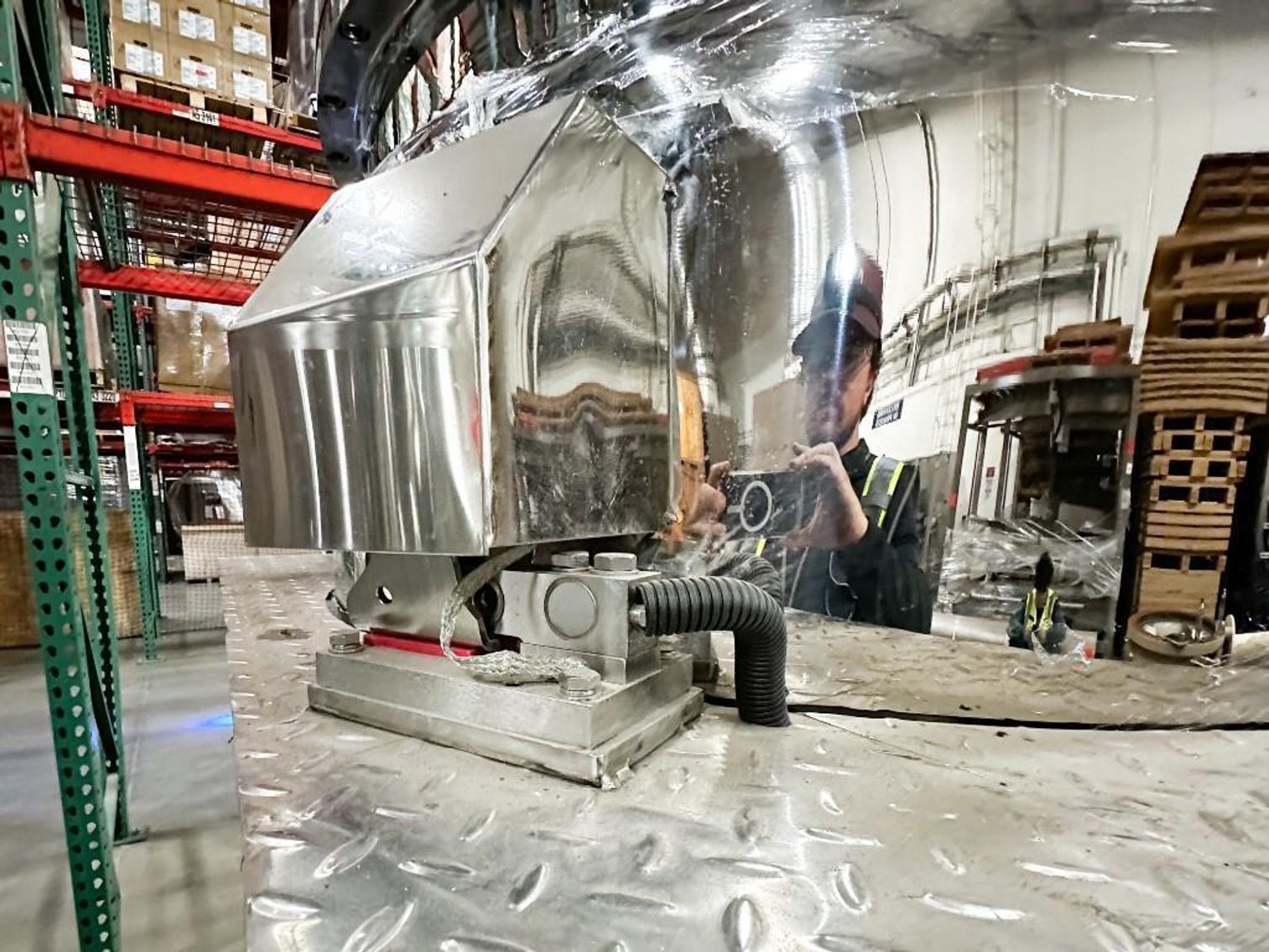 Image for MJK1922 Stainless Steel Full Sweep Triple Motion Mixing Kettle 1500 Liters