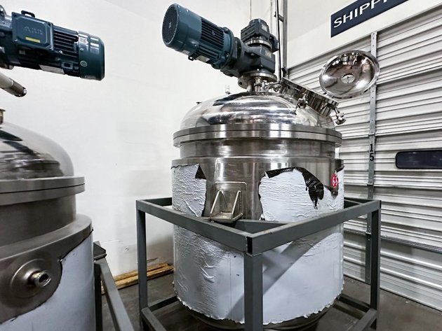 Image for MJK1925 NEW - 1500 Liter, SS, Fully Jacketed, Vacuum, Dual Motion Mixing Kettle