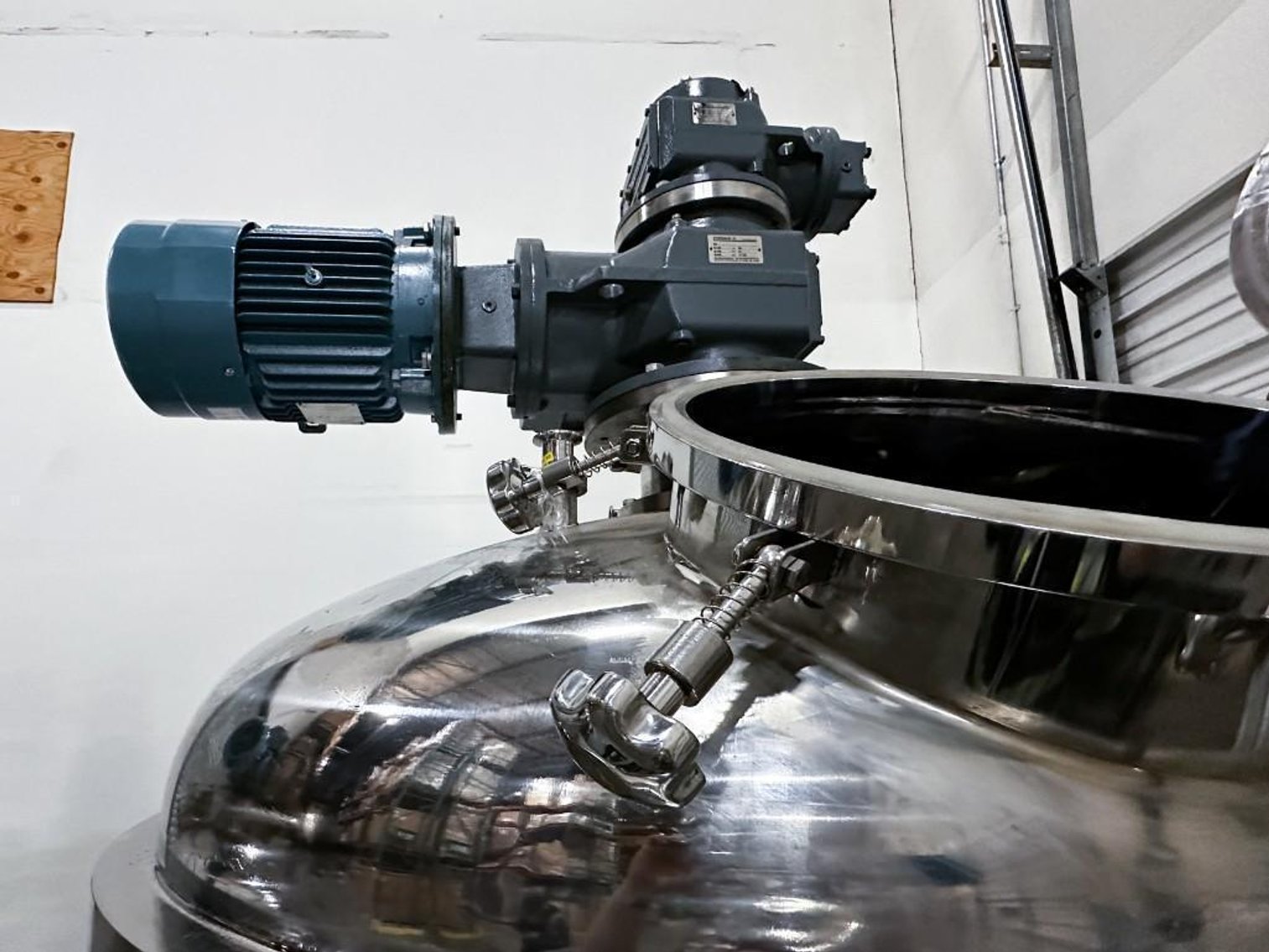 Image for MJK1925 NEW - 1500 Liter, SS, Fully Jacketed, Vacuum, Dual Motion Mixing Kettle