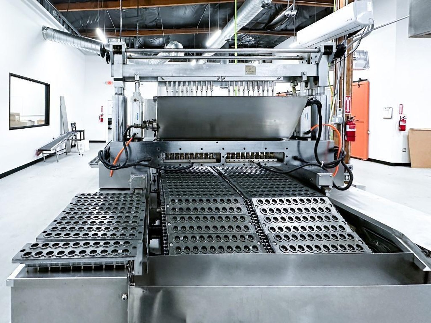 Image for MJK2036 300 KG Hatel Gummy Depositor Line with Mixing Kettle Kitchen