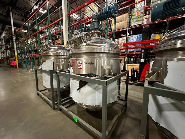 Image for ***SOLD*** MJK1927 1 - 1500 Liter, SS, Fully Jacketed, Vacuum, Dual Motion Mixing Kettle