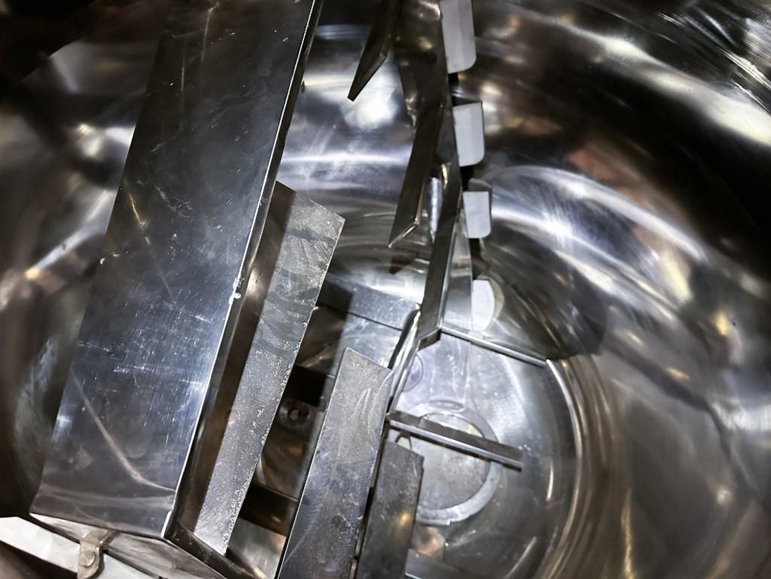 Image for MJK1929 NEW - 1000 Liter, SS, Fully Jacketed, Vacuum, Triple Motion Mixing Kettle