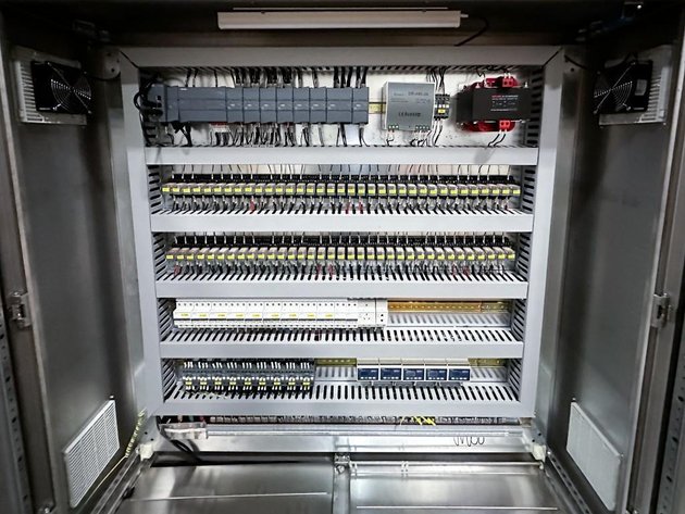 Image for MJK1934 SS Control Cabinet w/ drivers and controls