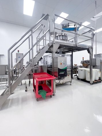 Image for ***SOLD***GUMMY COUNTER AND FILLING SYSTEM - WEIGHPACK PRIMOCOMBI, SPINDEXER ROTARY INDEX FILLING 