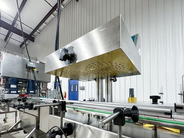 Image for MJK2079 LGYF – 2000 BX Magnetic Induction Sealer