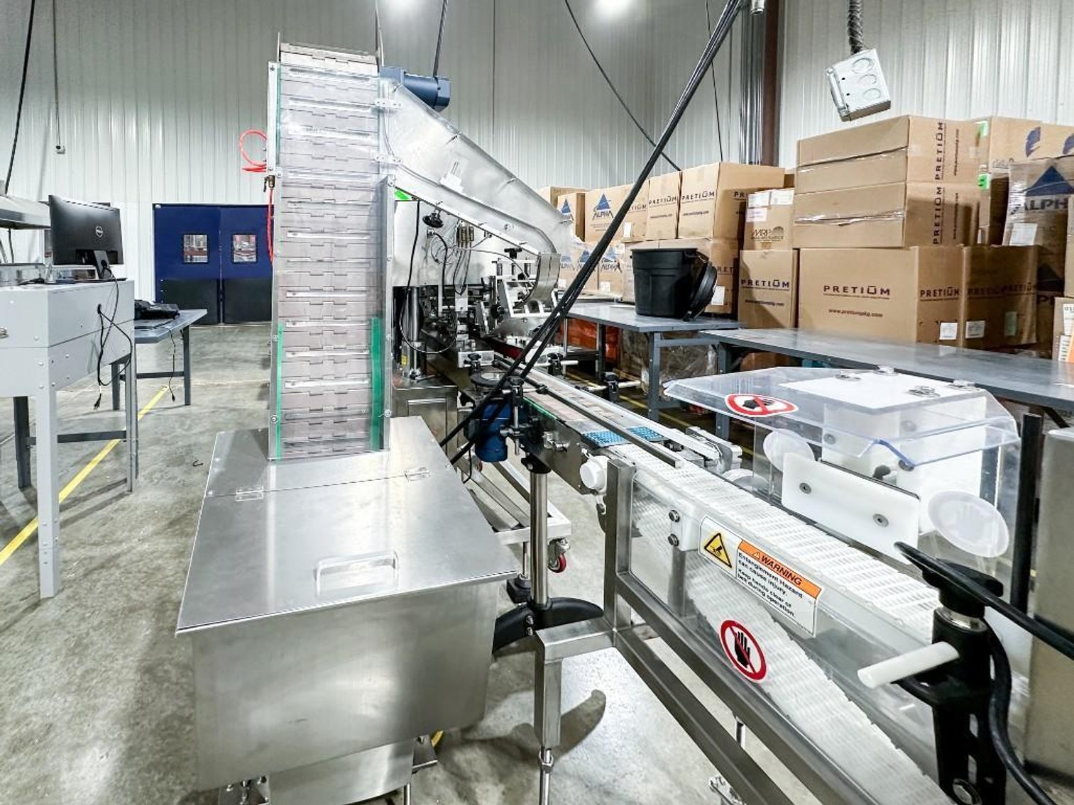 Image for **SOLD** MJK2087 Ningbo Deli 3 Spindle Capper w/ Cap Elevator