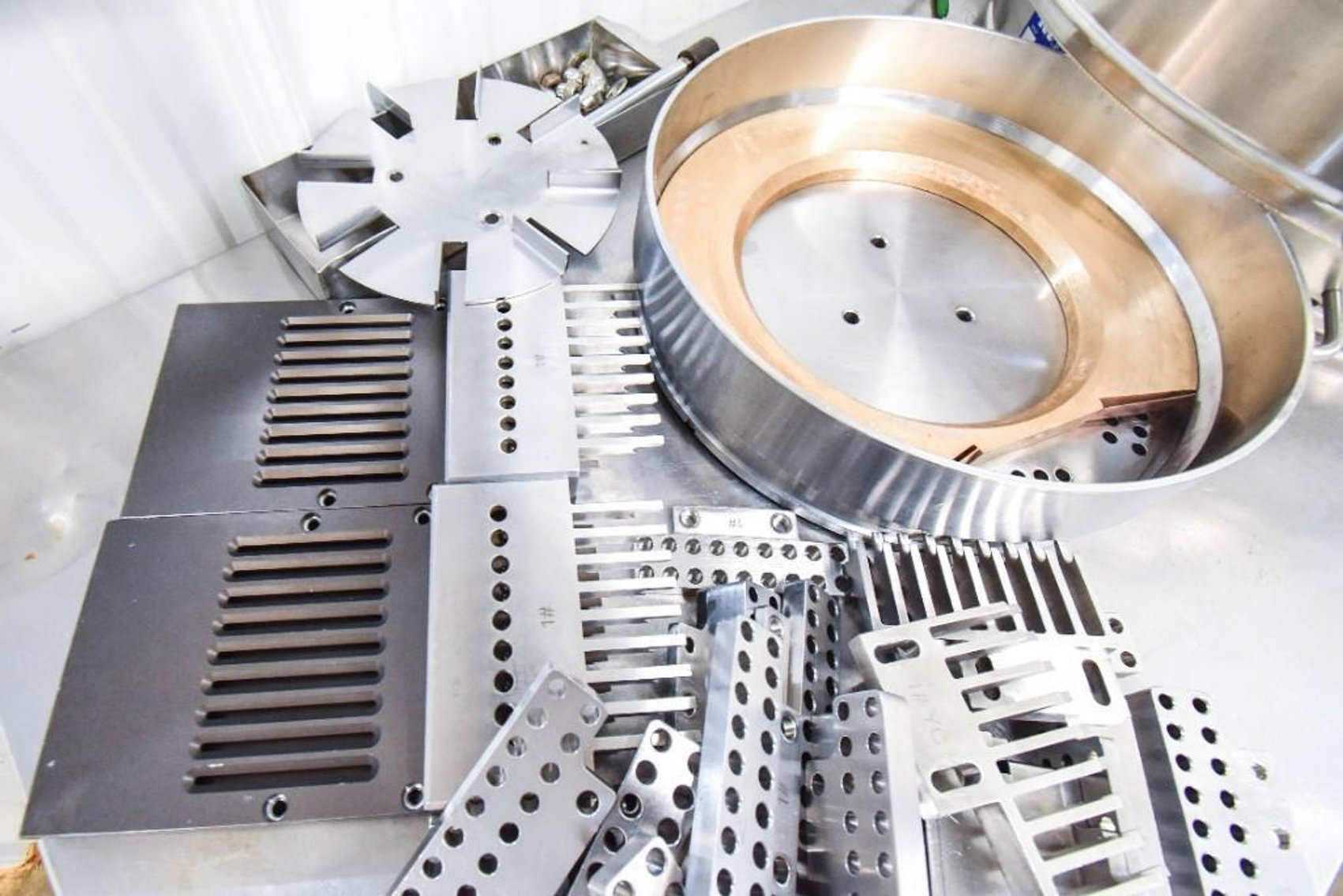 Image for ***SOLD*** MJK2107 NJP 2000 Encapsulation Machine