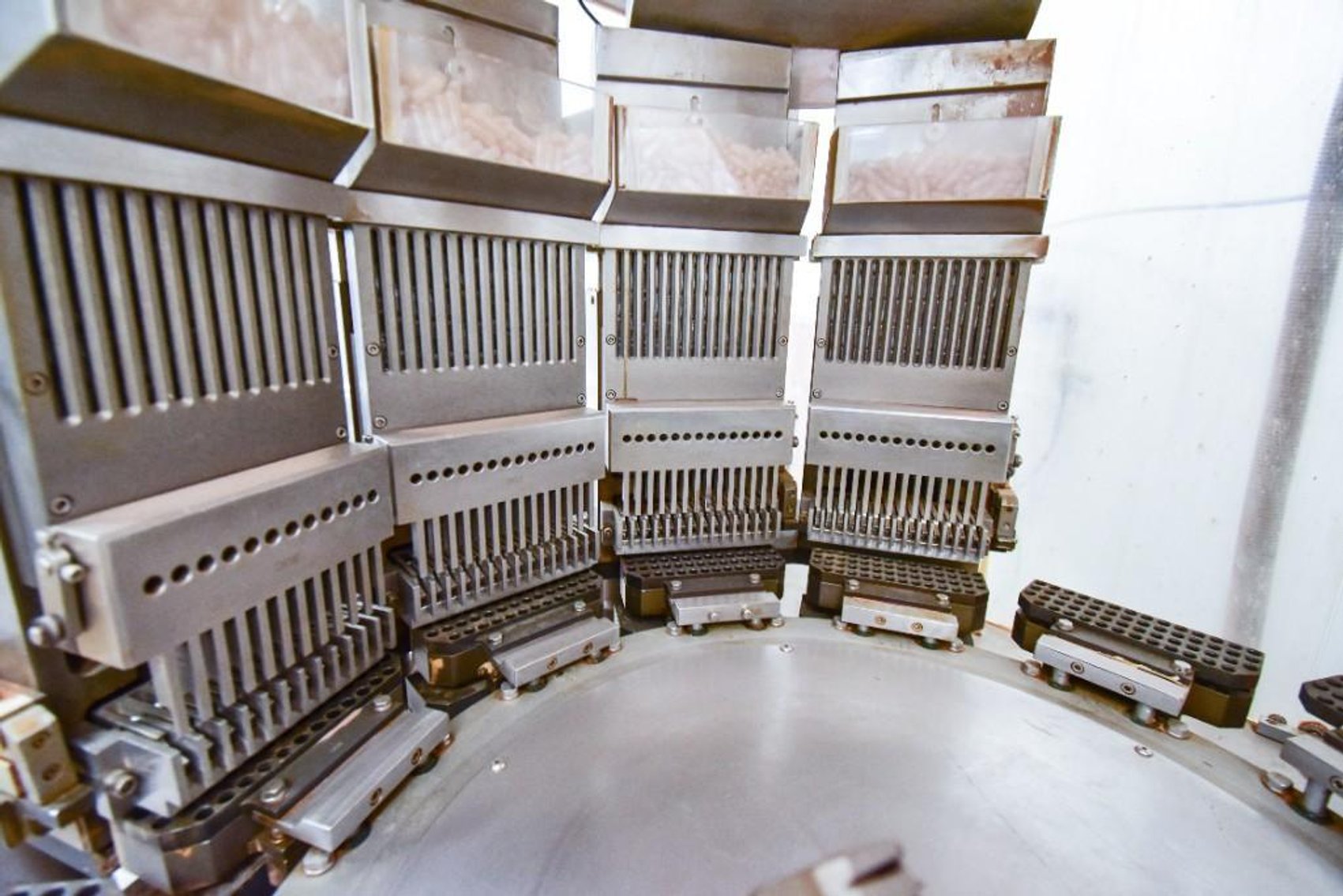 Image for MJK2108 NJP 7500 Encapsulation Machine