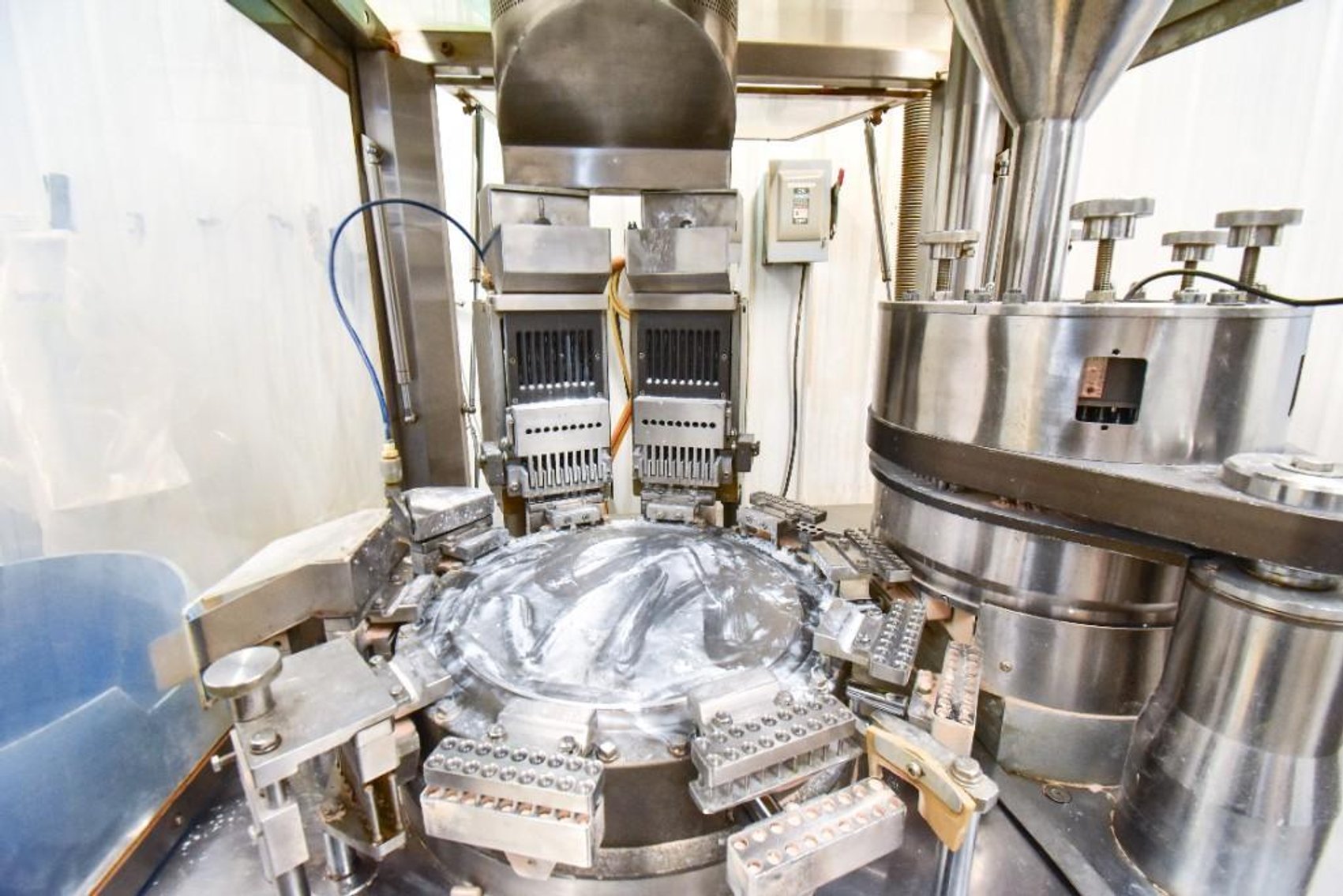 Image for MJK2113 NJP 2000 Encapsulation Machine