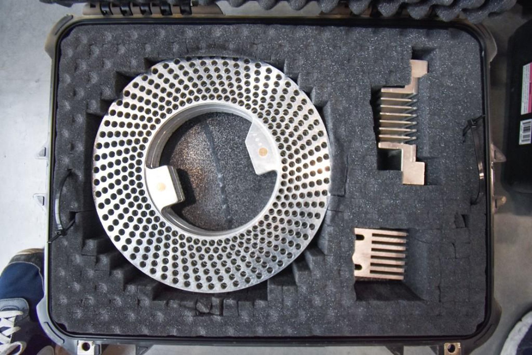 Image for MJK2124 Capsugel Ultra 8 II Semi Automatic Encapsulation Machine