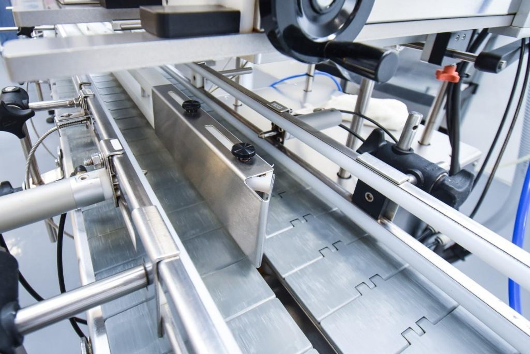 Image for ***SOLD*** MJK2131 16' Pharmafil Conveyor