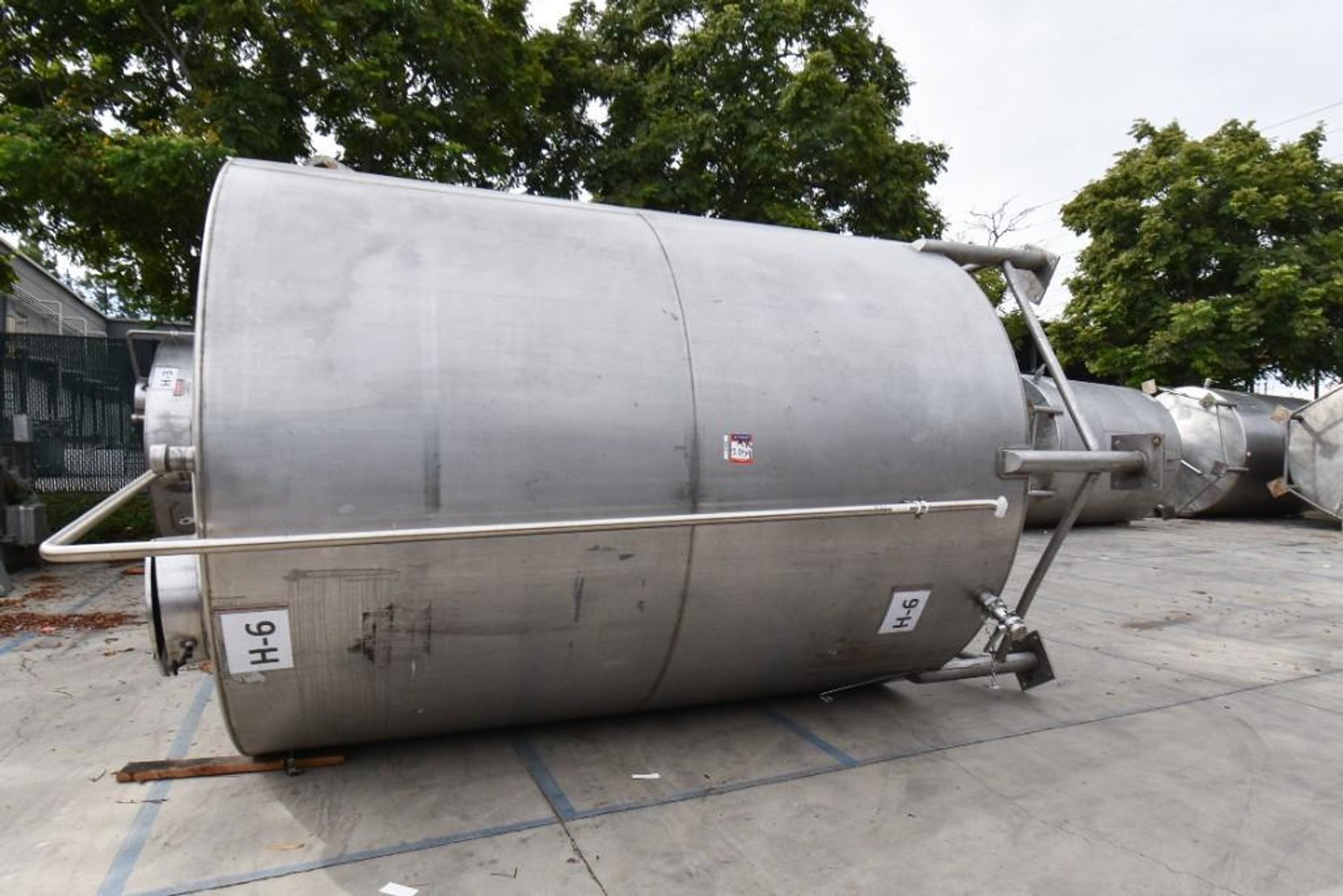 Image for ***SOLD*** MJK2159 H-6 Liquid Holding Tank,Tank, 6,500 Gallon, Stainless Steel, Dish Bottom, Legs