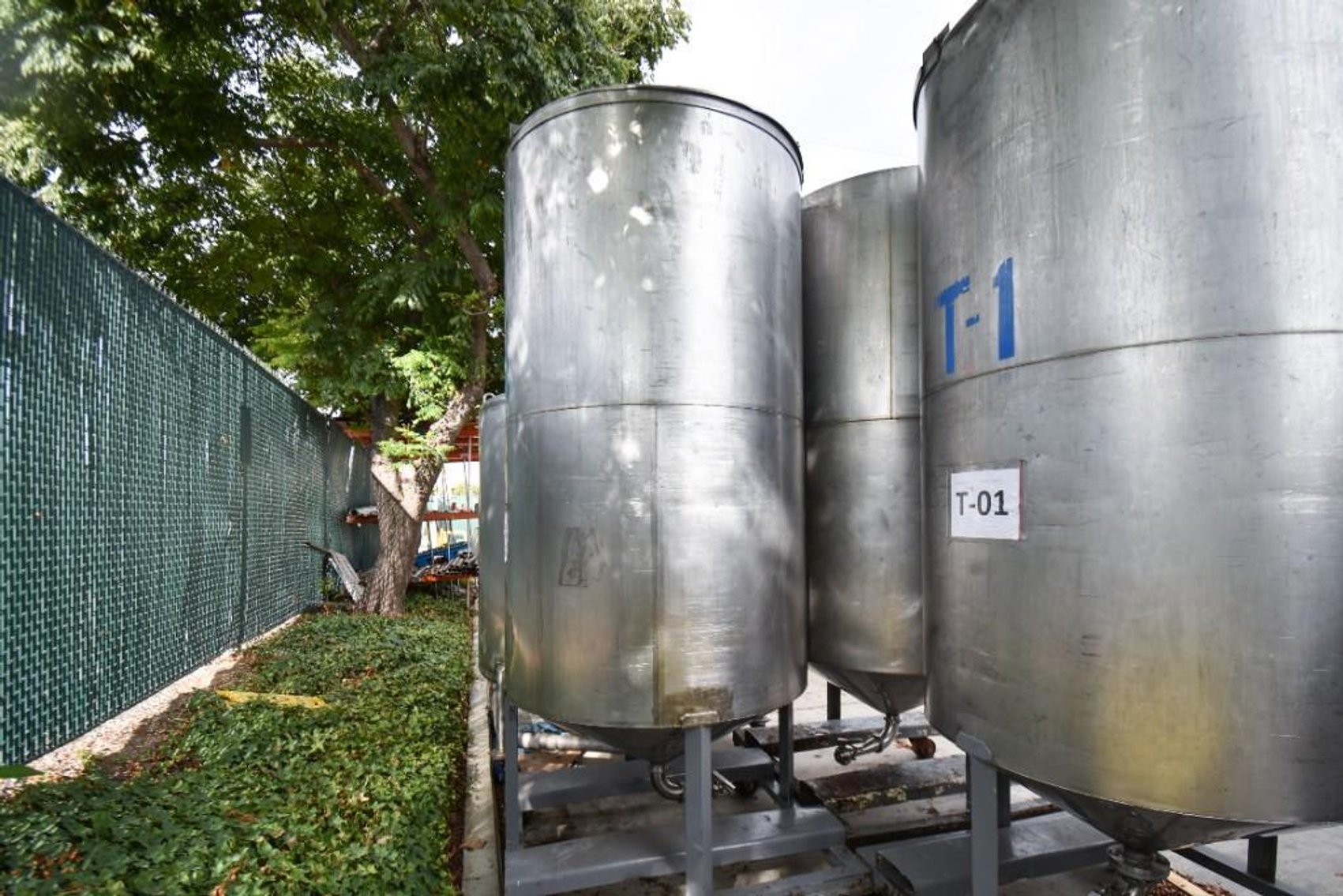 Image for ***SOLD*** MJK2153 Holding Tank on Casters, Tank, 750 Gallon, Stainless Steel, Cone Bottom, 4' x 8'