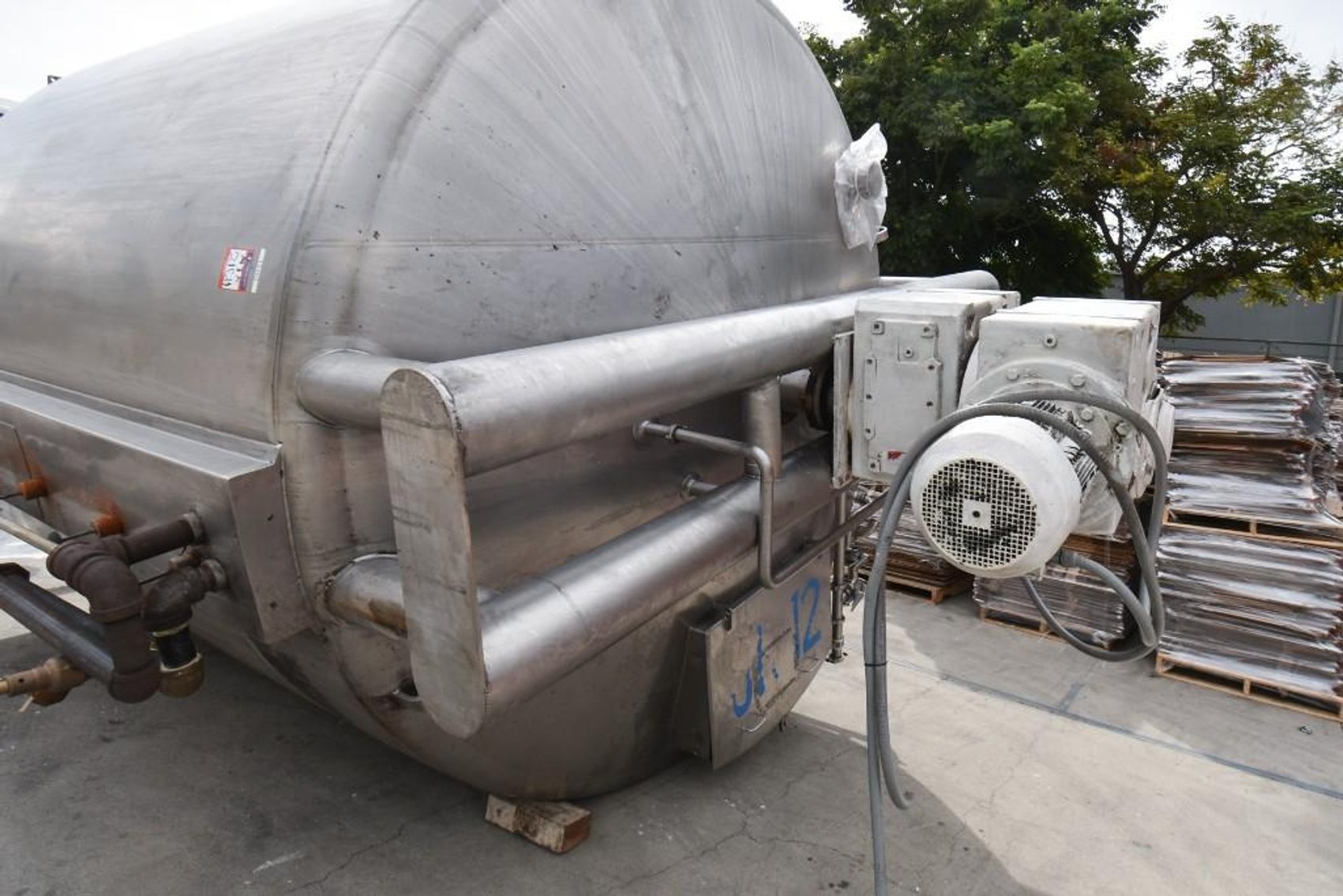 Image for ***SOLD*** MJK2164 Jacketed Liquid Mixing Tank with Dual motors, Tank, 6,000 Gallon Dbl Agitation