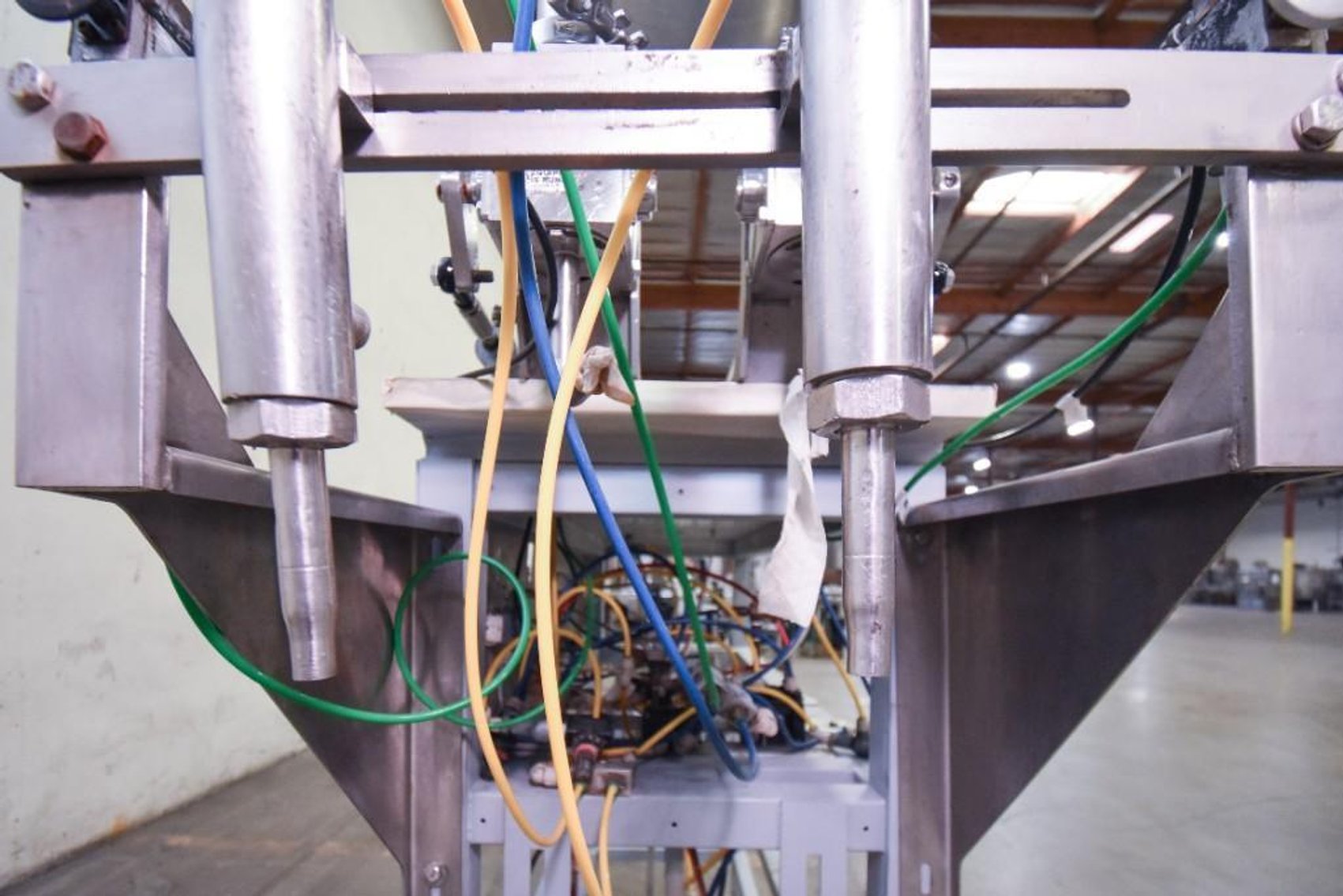 Image for MJK2174 Symplex Dual Piston Liquid Filler