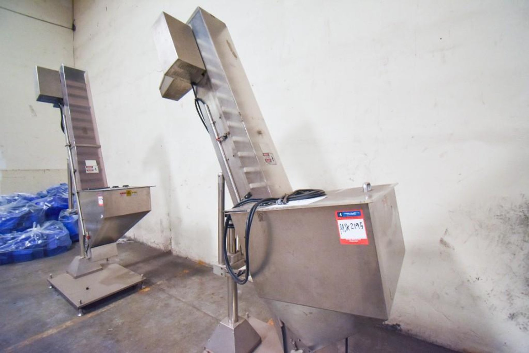 Image for MJK2195 Pharma Pack  Cleated Cap Elevator