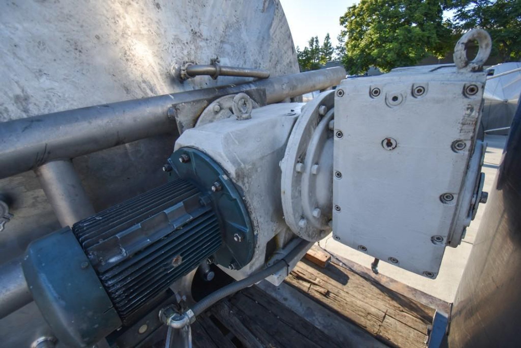 Image for MJK2207 ***SOLD*** Stainless Steel 6,000 Gallon Jacketed & Double Motion Agitated Tank