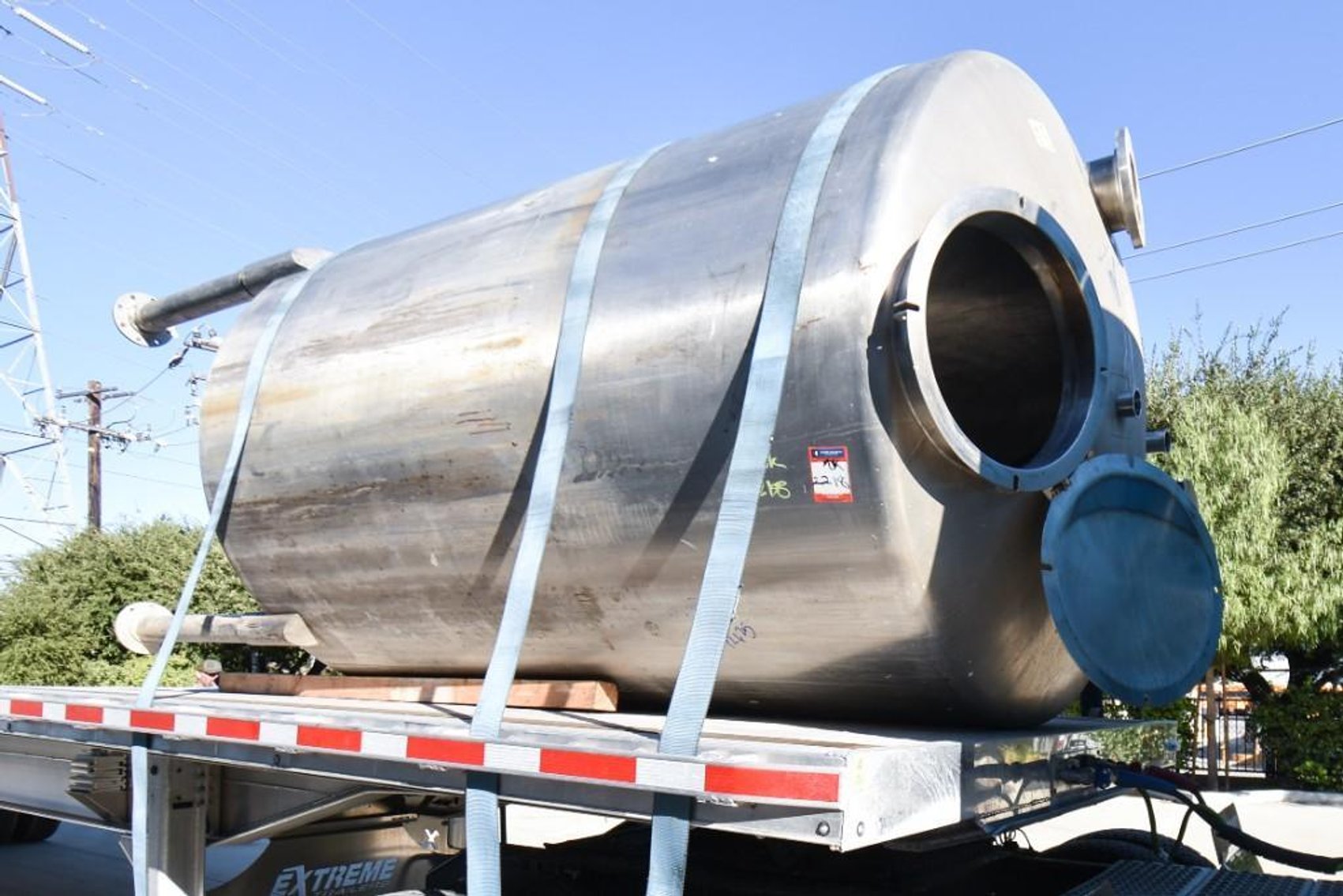 Image for ***SOLD*** MJK2218 Stainless Steel Dish Bottom Tank, approximately 2,000 Gallon capacity