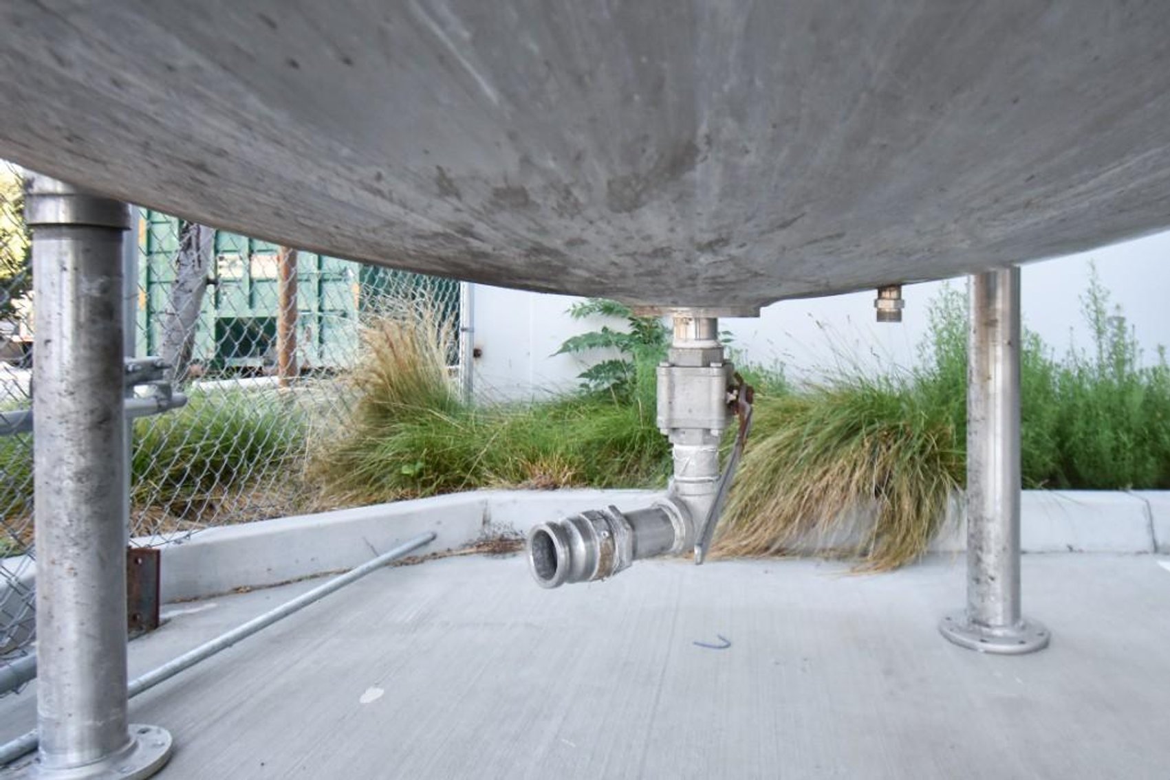 Image for ***SOLD*** MJK2215 Stainless Steel Dish Bottom Tank, approximately 2,000 Gallon capacity