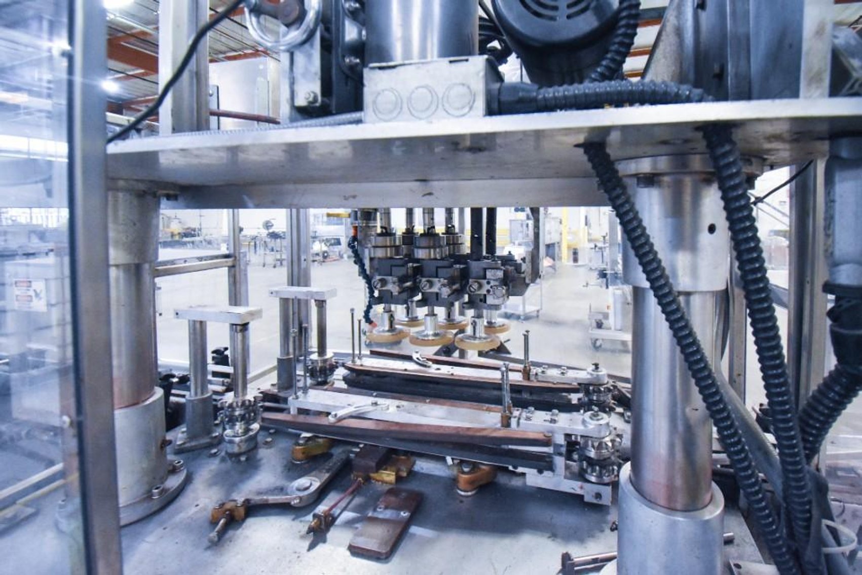 Image for MJK2236 3 Spindle Capper