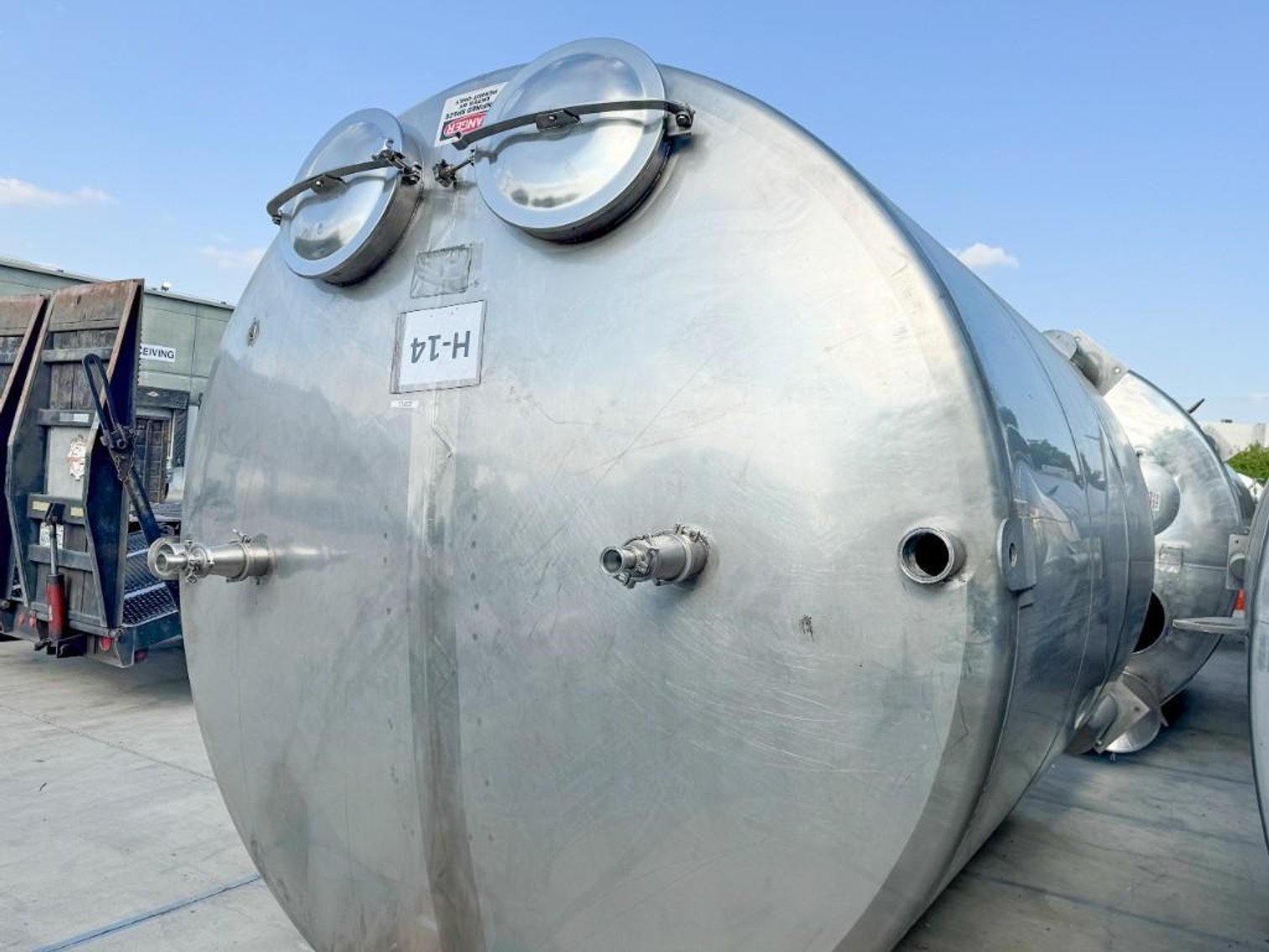 Image for ***SOLD*** MJK2271 Stainless steel Dual Compartment Single Wall StorageTank 6000 Gallons