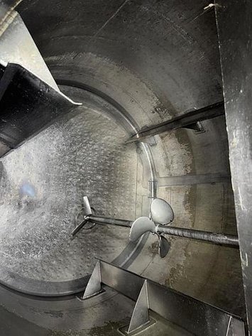 Image for MJK2272 Stainless steel 850-Gallon jacketed Tank with Lightning Mixer