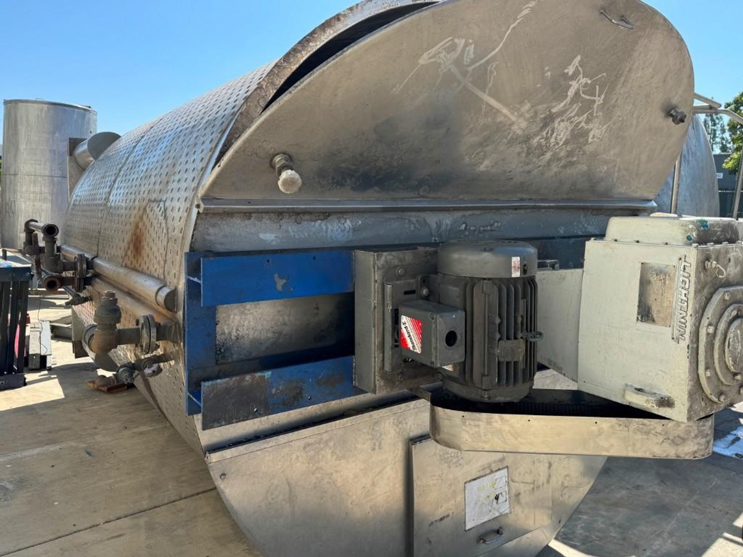 Image for ***SOLD***. MJK2276 6,000 Gallon Dimple Jacketed Tank with Agitation
