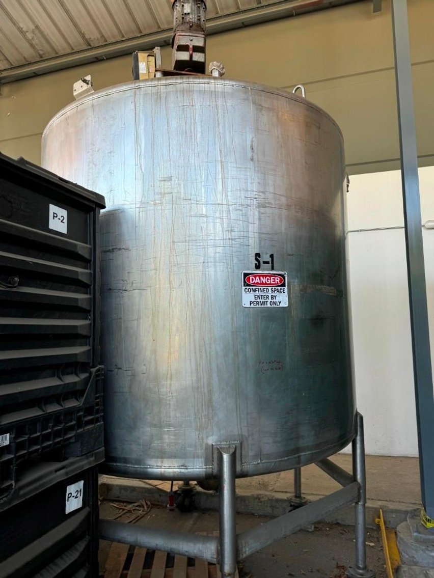 Image for ***SOLD*** MJK2278 Walker 1,700 Gallon Single Walled Agitation Tank