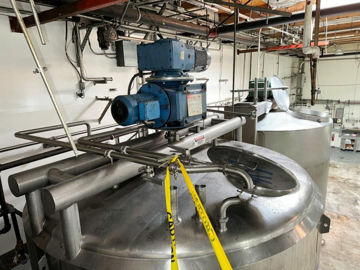 Image for ***SOLD*** MJK2279 6,000 Gallon Double Motion Jacketed Tank