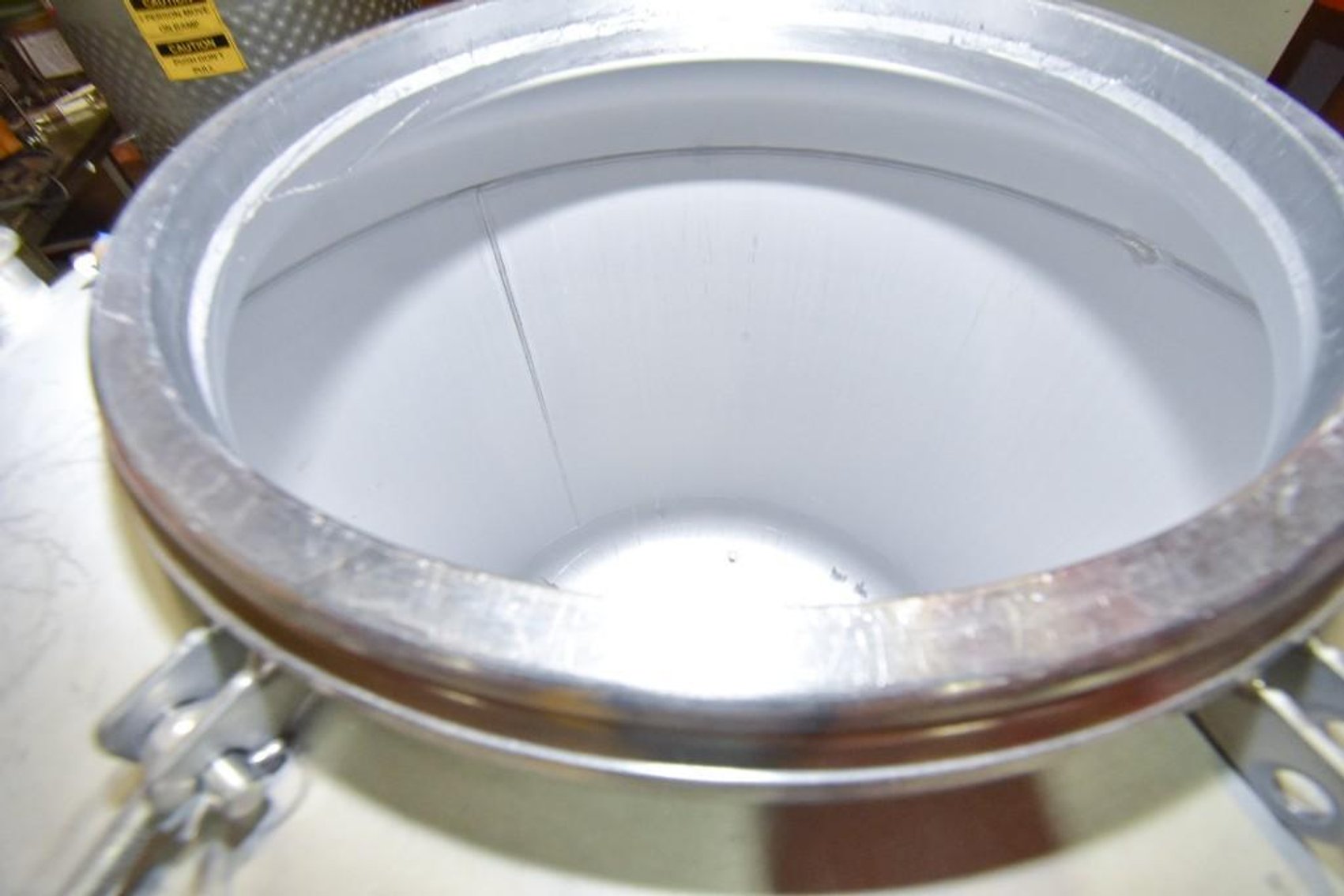 Image for ***SOLD*** MJK2063 Softgel Tank on Casters