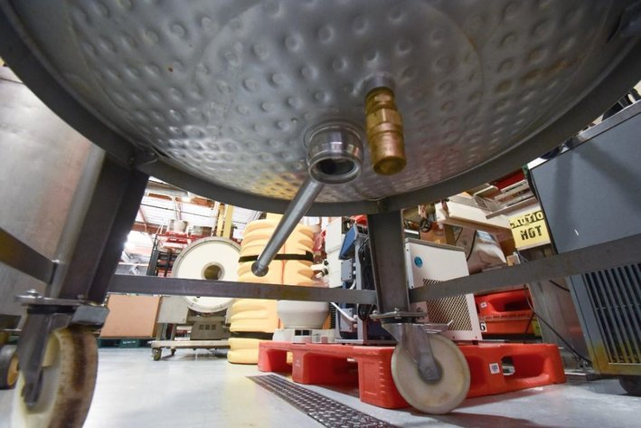 Image for ***SOLD*** MJK2060 Softgel Tank on Casters