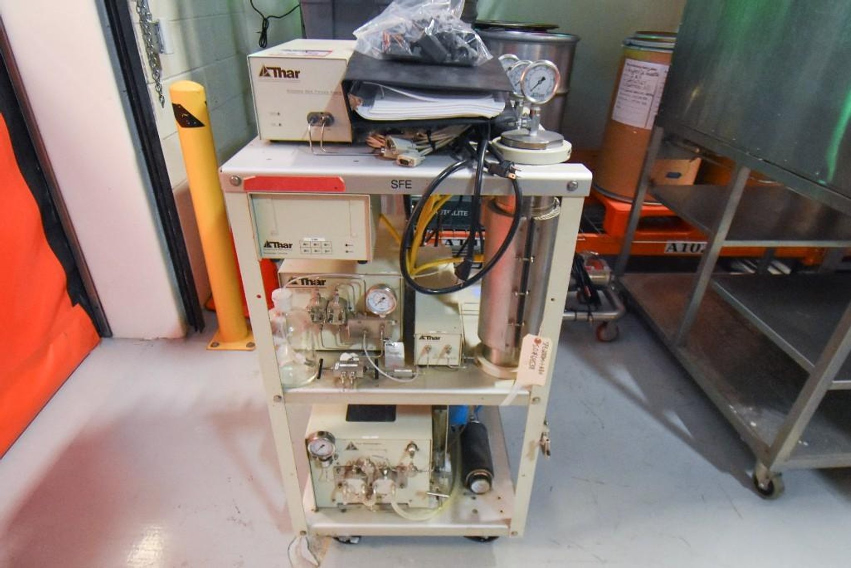 Image for MJK2072 Thar Designs Supercritcal Fluid Extraction System SFE 2000M1