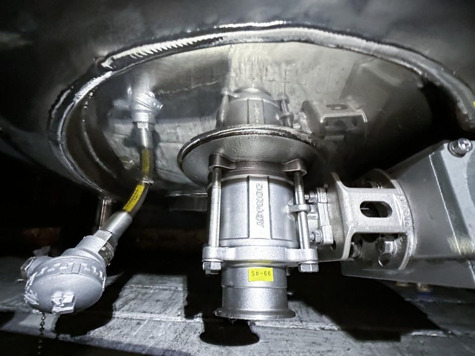 Image for MJK1909 New, 500 Liter SS Fully Jacketed Vacuum Triple Motion Mixing Kettle