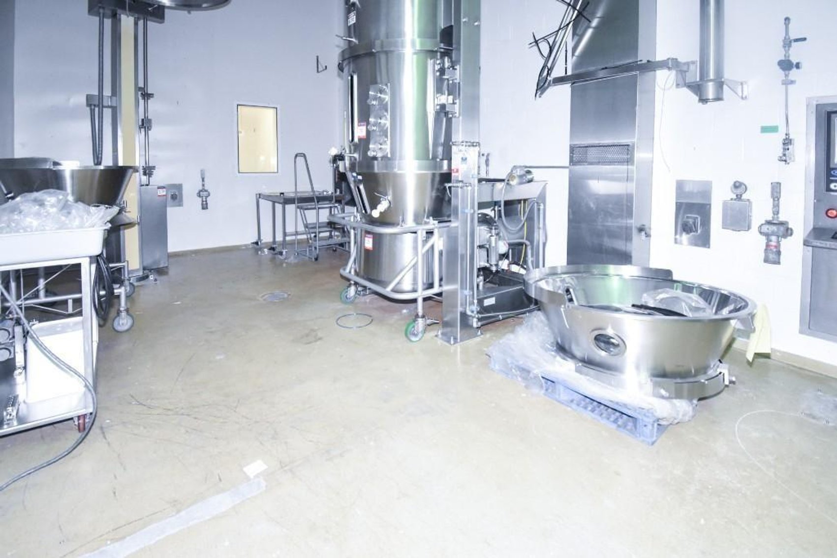 Image for MJK2306 Vector Freund Flo Coater System FL-3N-120 Fluid Bed Dryer