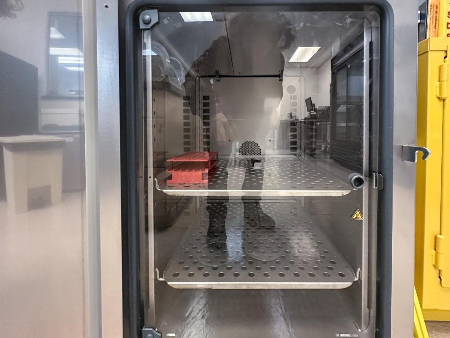 Image for MJK2364 Thermo Scientific Fisher Brand Isotemp 180L Incubator