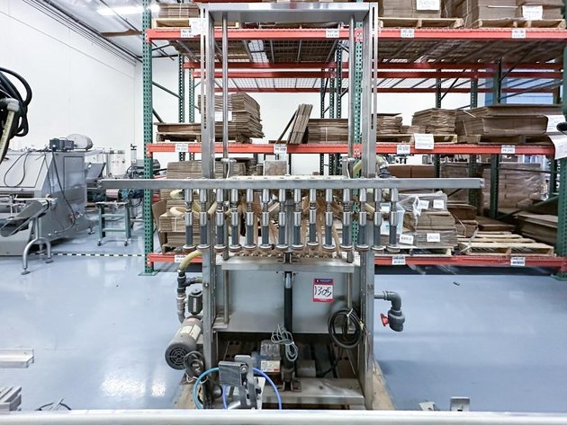 Image for MJK2392 14 Head Liquid Filler With Reservoir