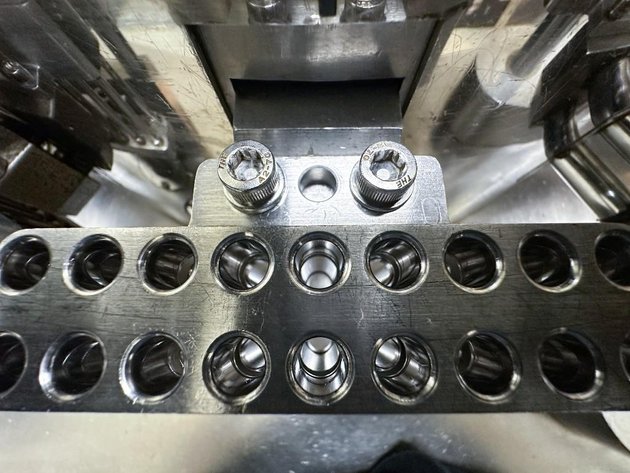 Image for MJK2381 ACF-2000 Encapsulation Machine Tooled With 