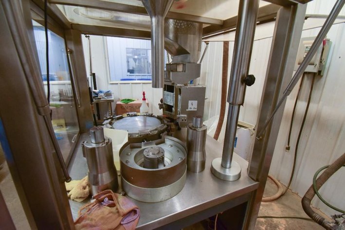 Image for MJK2074 NJP 2000 Encapsulation Machine