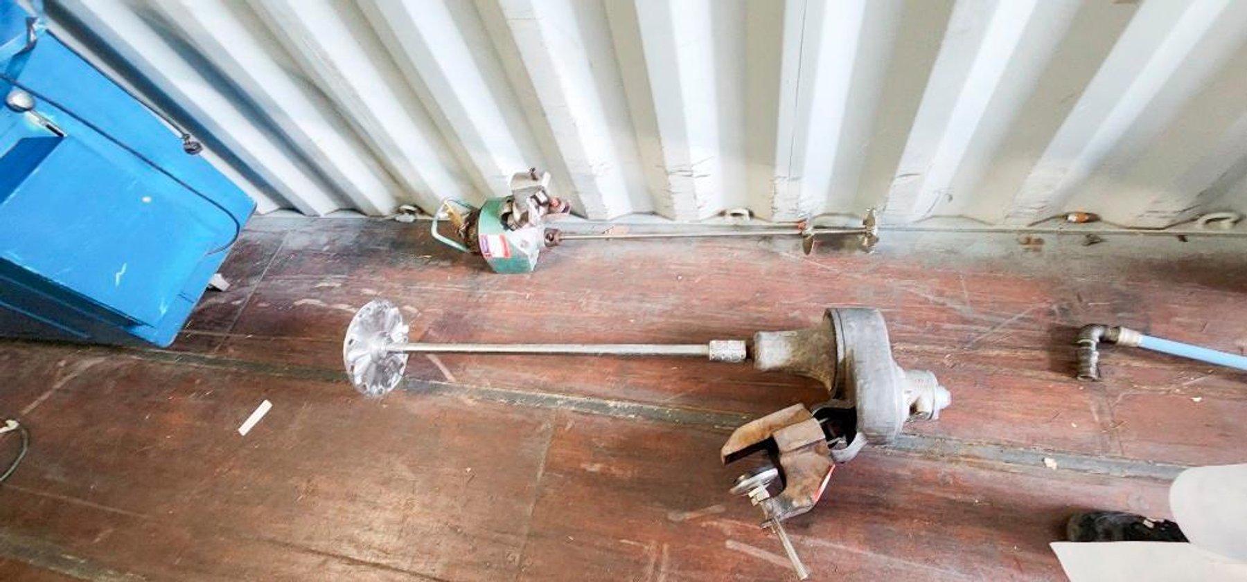 Image for MJK2415 Gast Agitation Mixers (2)