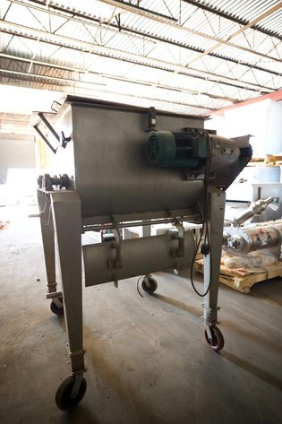 Image for MJK1283 Double Trough Paddle Blender