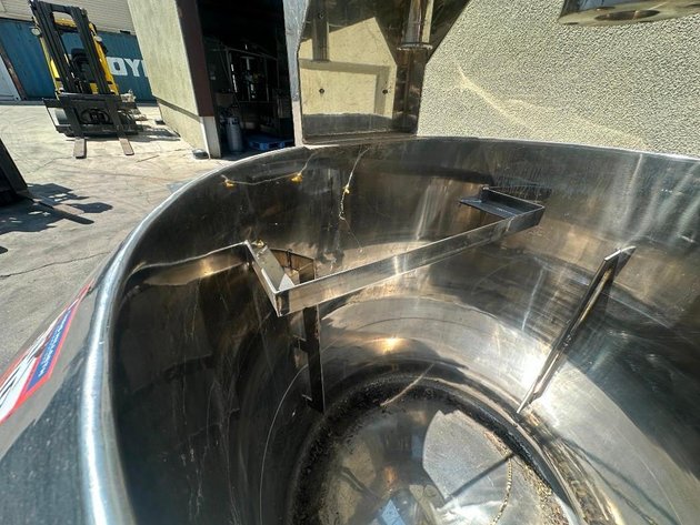 Image for ***SOLD*** MJK2417 100 Gallon Jacketed Tank set up with Agitation Motor