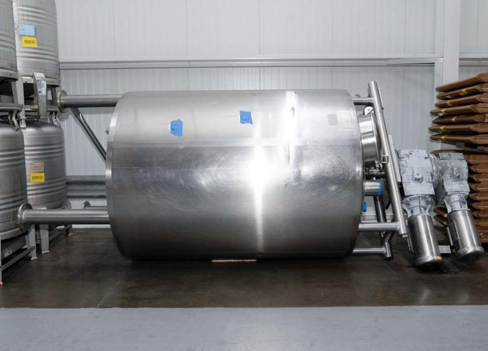 Image for ***SOLD*** MJK2436 Lee 1,000-Gallon 316 Stainless Steel Jacketed Kettle with Dual Motion Agitation