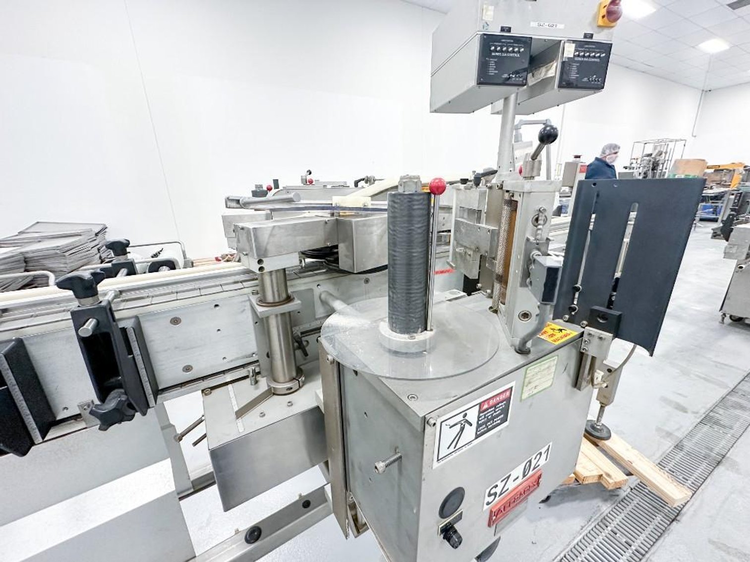 Image for MJK2473 Accraply Dual Side Labeler 35PW