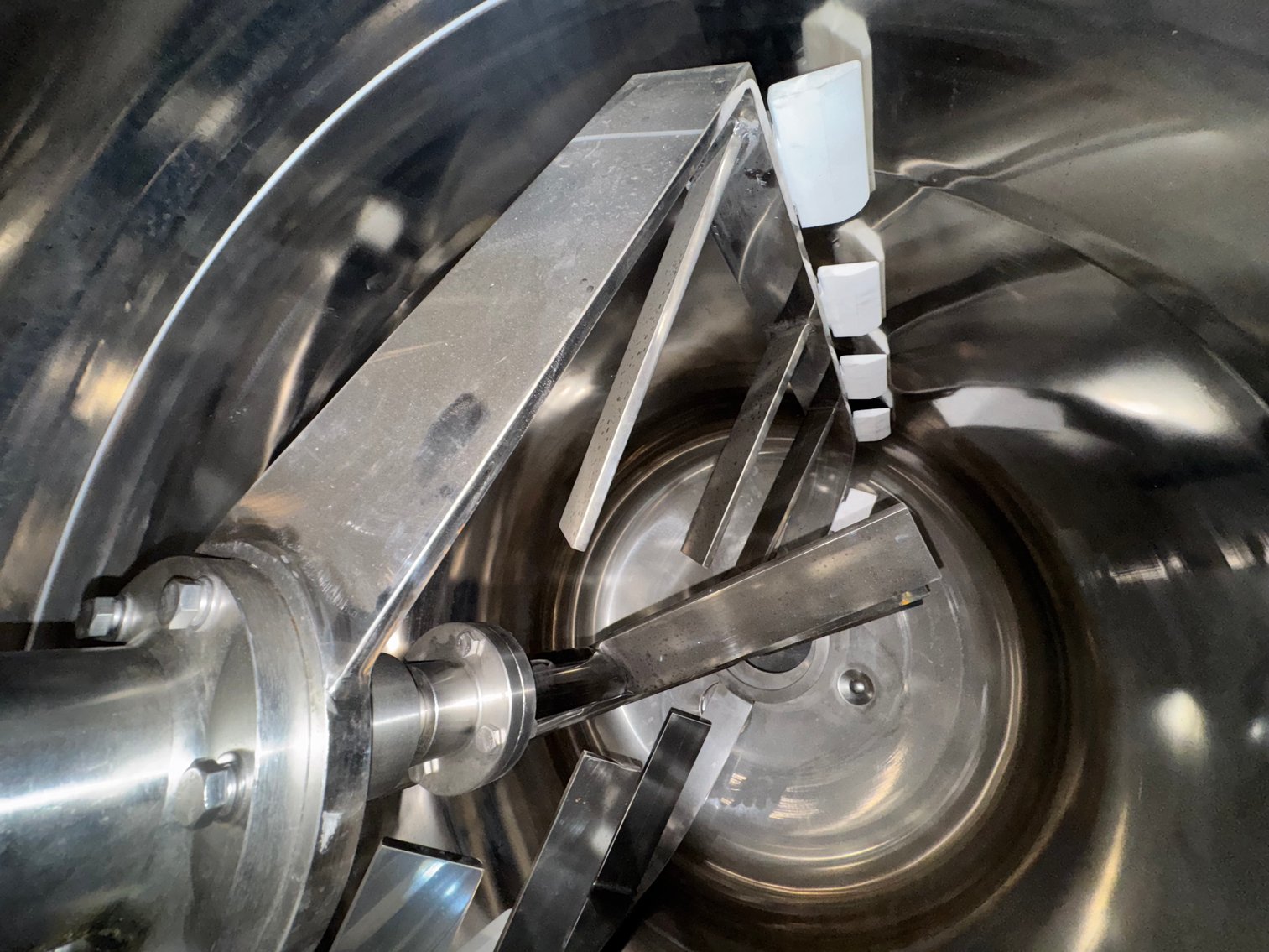 Image for MJK2552 1000 Liter SS, Fully Jacketed, Vacuum, Triple Motion Mixing Kettle